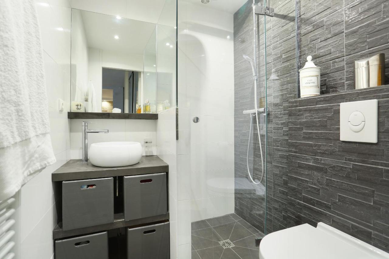 Apartment Champs Elysees By Studio Prestige Parijs Buitenkant foto